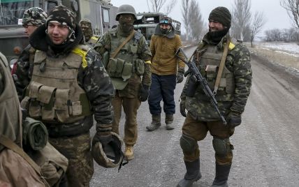 Бійці під Донецьком висміяли Міноборони з "бойовою тисячею"