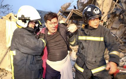 Количество жертв землетрясения на Тайване возросло до 106 человек