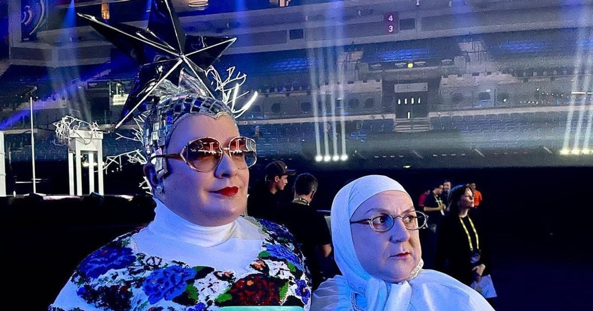 Вєрка Сердючка з мамою