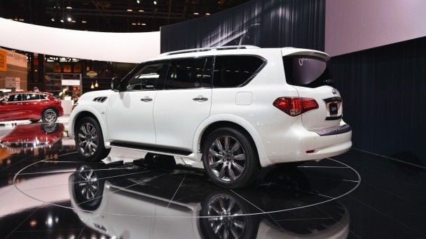 Infiniti QX80 Signature Edition / © motor1.com
