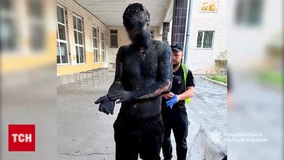 Обмазався смолою й обікрав магазин: горе-злочинця відмивали 5 годин у Києві!