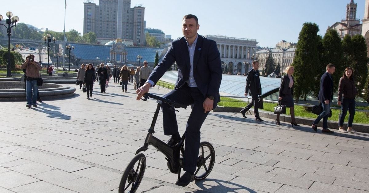 Двухколесный "магнат". Кличко задекларировал аж 9 велосипедов