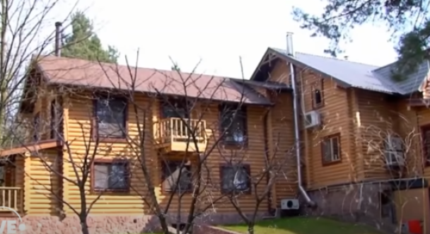 Будинок Олі Полякової / © скріншот з відео