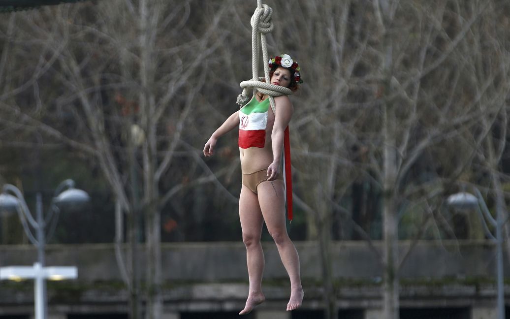 &laquo;Femen&raquo; выступили против визита президента Ирана / © Reuters