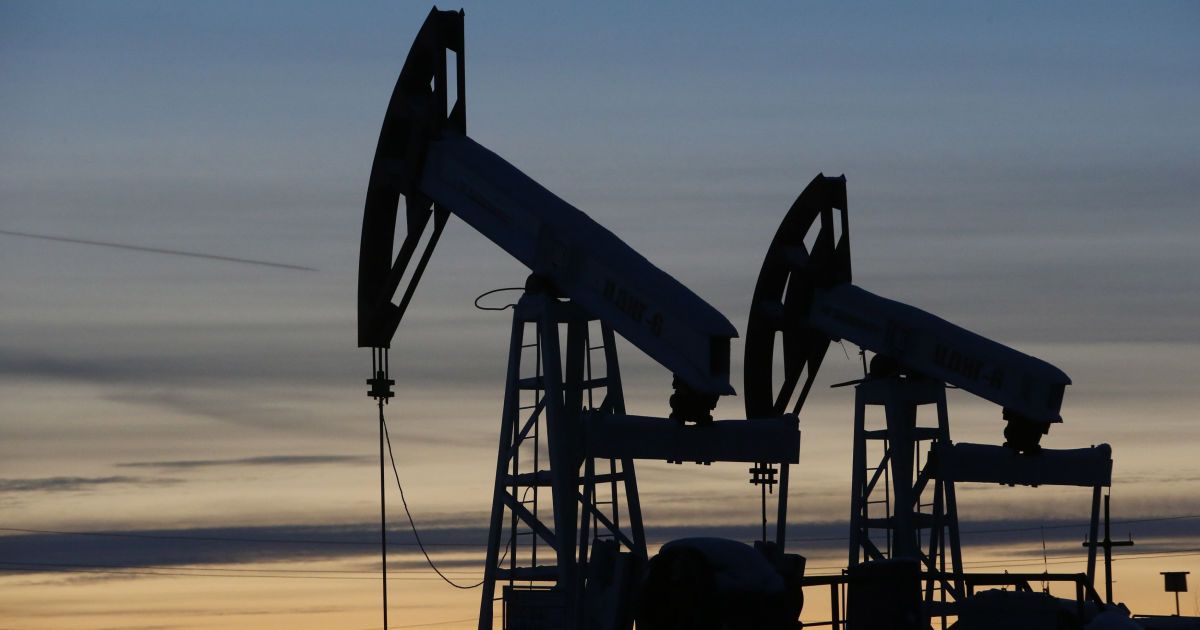 На мировом рынке дорожает нефть