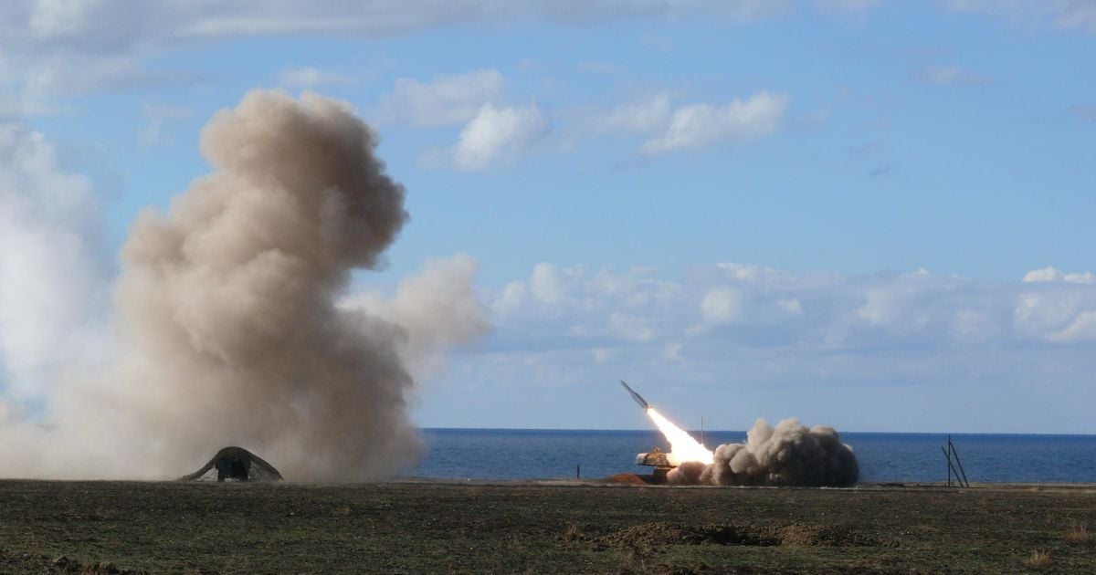 На Херсонщині розпочалися випробування зенітних керованих ракет