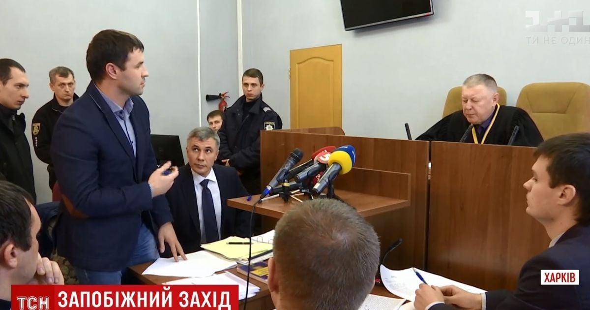 В Харькове могут до утра определять судьбу братьев Марченко, задержанных в Запорожье за коррупцию