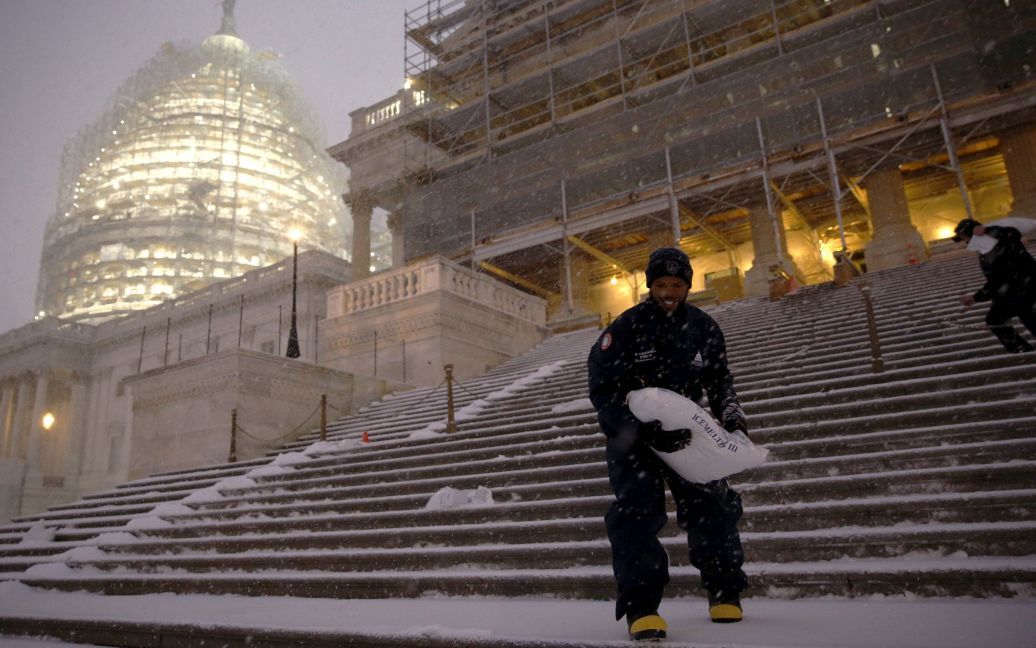Снежная буря может стать самой сильной за последние десятилетия / © Reuters