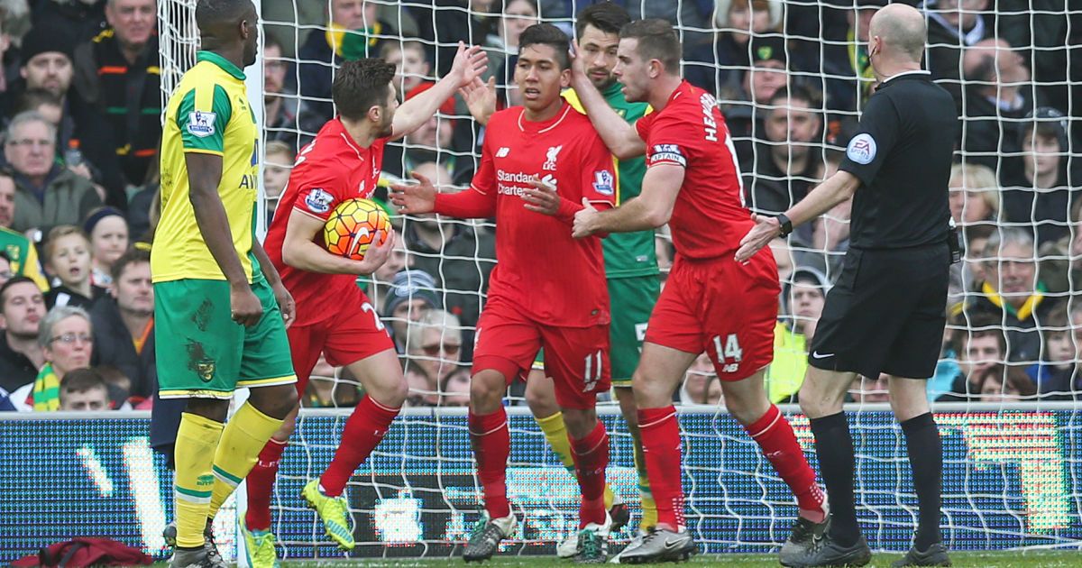 Момент из матча "Норвич" - "Ливерпуль"