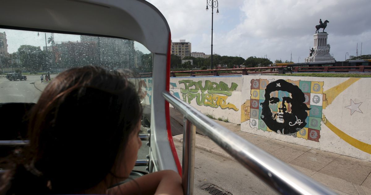 Перед визитом Обамы власти Кубы разрешили известным диссидентам выезжать из страны