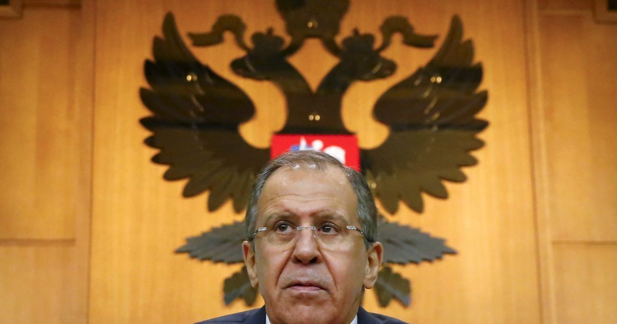 Министр иностранных дел России Сергей Лавров во время пресс-конференции в Москве, Россия. Глава МИД поразил мир заявлением, что Москва не нарушала Будапештский меморандум, аннексировав Крым. / © Reuters