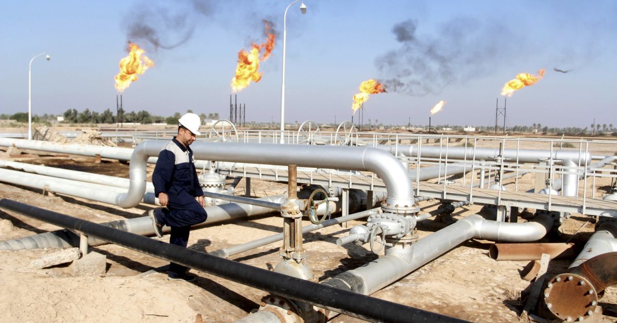 На мировом рынке начала дешеветь нефть