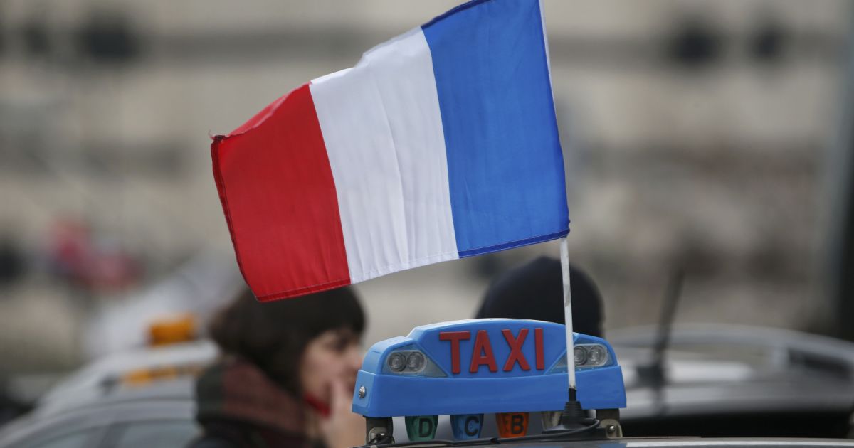 Во Франции таксисты протестуют против Uber / © Reuters