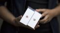 Замедление роста продаж iPhone вынудило Apple впервые с момента начала продаж смартфонов в 2007 году снизить прогноз по выручке