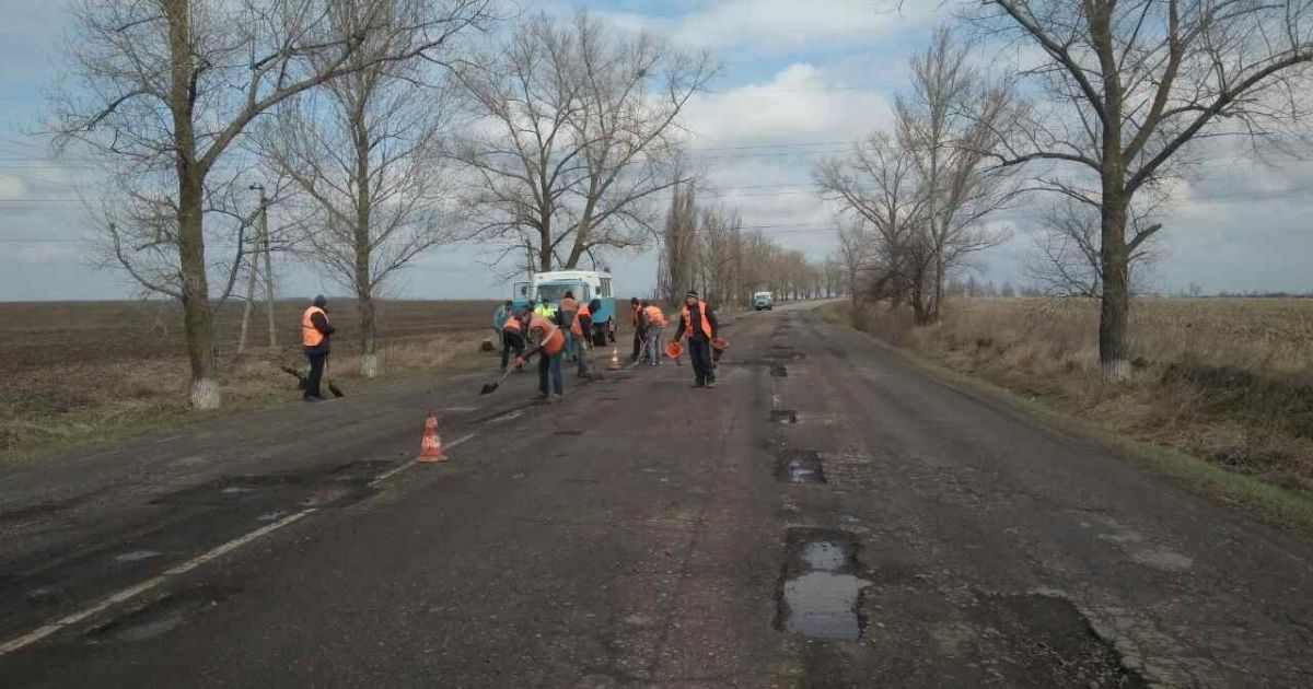 У Балаклії вилучили понад 3 тисячі вибухонебезпечних предметів _7 / © ДСНС