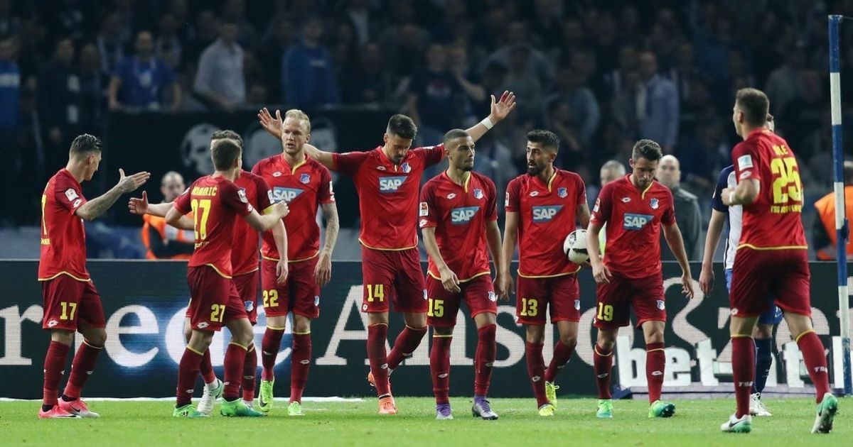 Футболіст отримав страшний перелом пальця в матчі Бундесліги