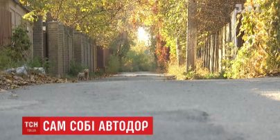 Под Киевом жители двух сел за неделю собрали деньги и отремонтировали дорогу