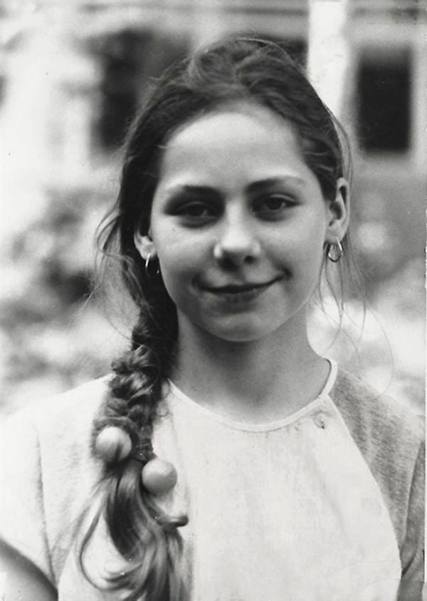 Секс видеолары кеуделі қыздармен