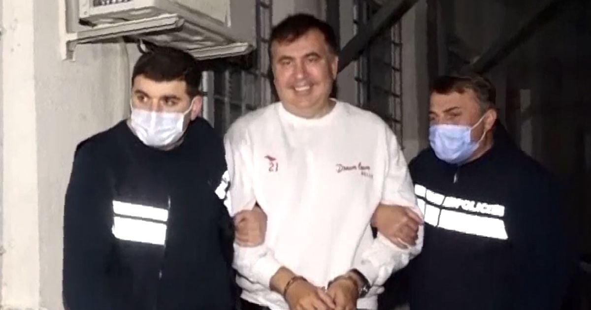 Ехал в вентиляционной кабине трейлера с овощами: СМИ рассказали подробности прибытия Саакашвили в Грузию