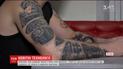 Житель Риги з чипом у тілі відкриває електронні замки доторком руки