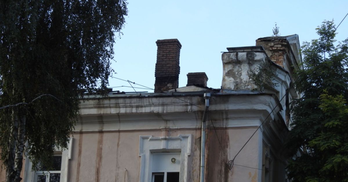 Прокуратура назвала вероятную причину пожара в луцком госпитале. В Сети опубликовали фото последствий