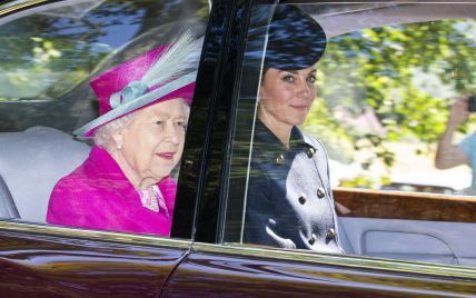 Тим часом в Балморалі: герцогиня Кембриджська і королева Єлизавета II з'їздили на службу