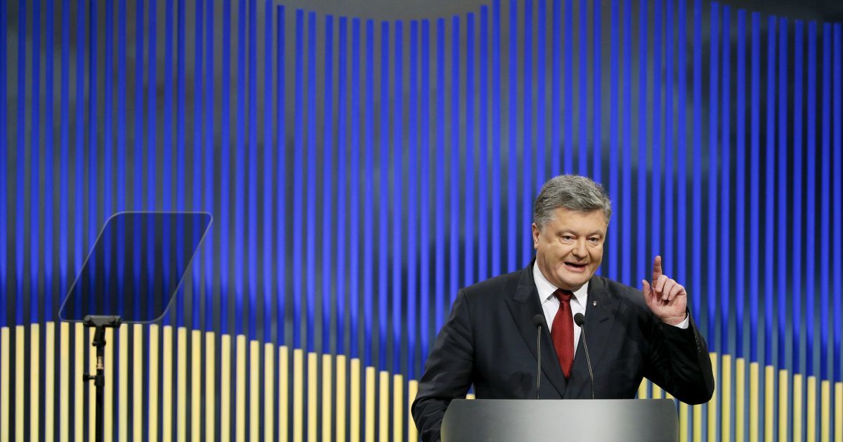 Порошенко призвал ЕС усилить давление на Россию
