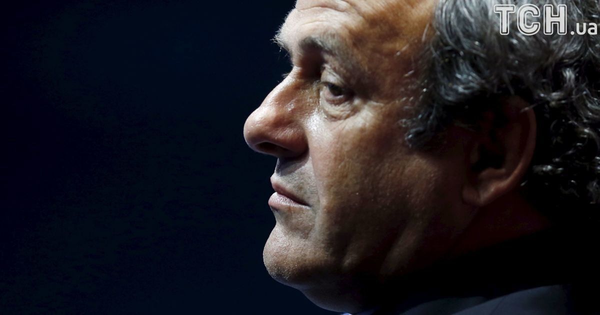 Платіні сподівається виграти суд у ФІФА.