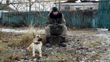 Боевики в захваченном поселке. / © Reuters