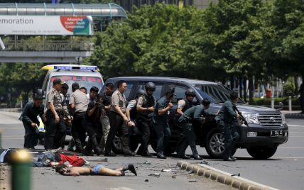 Теракты в Индонезии: жертвами серии взрывов стали 17 человек