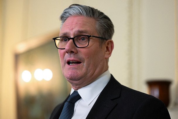 Світові лідери теж мають чати у WhatsApp: Стармер розповів, що там обговорюють