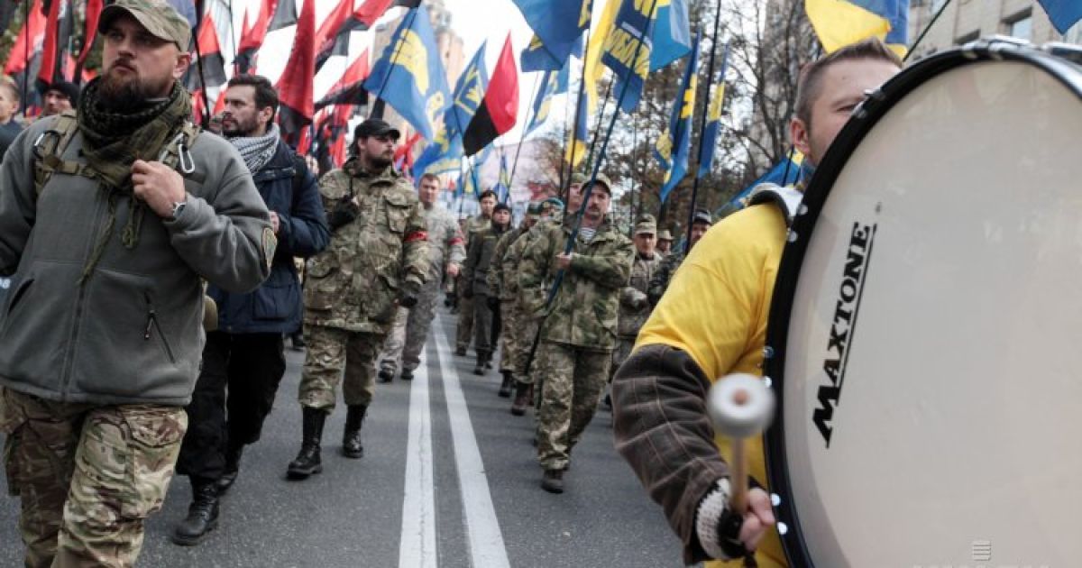 "Марш героев" собрал тысячи украинцев / © УНИАН