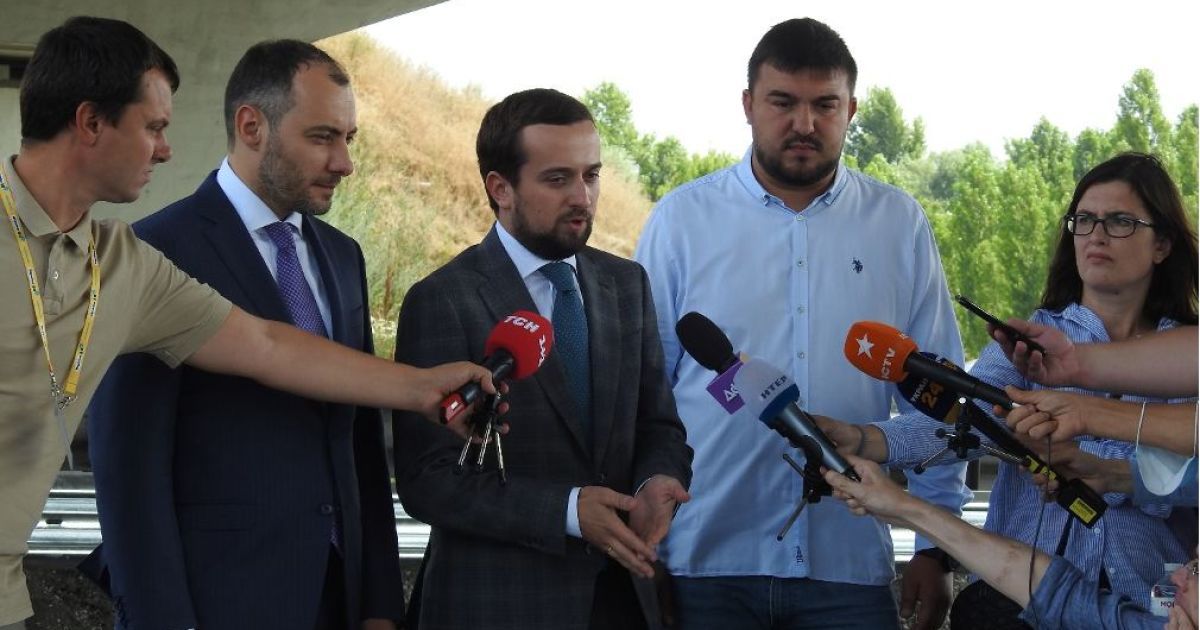 "Велике будівництво": рух відремонтованим правим проїздом бориспільської траси відкриють на вихідних