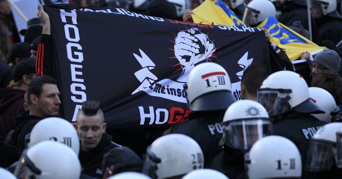 В Кельне сошлись противники и сторонники мигрантов / © Reuters