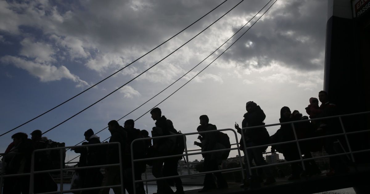 Около 40% мигрантов, прибывающих в Европу по так называемому балканскому маршруту, не получат убежища в ЕС