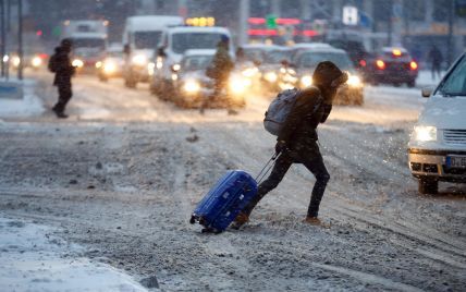 В КГГА отчитались об уборке снега в "интенсивном режиме"