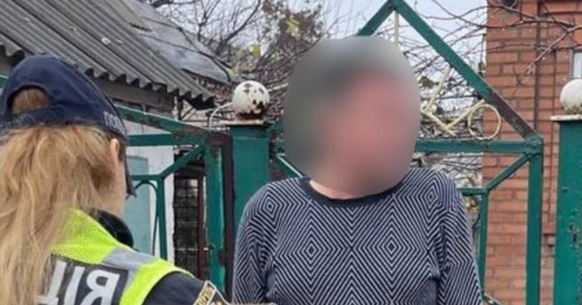 Чоловік отримав 850 грн штрафу, бо хотів, щоб поліція підвезла його доньку.