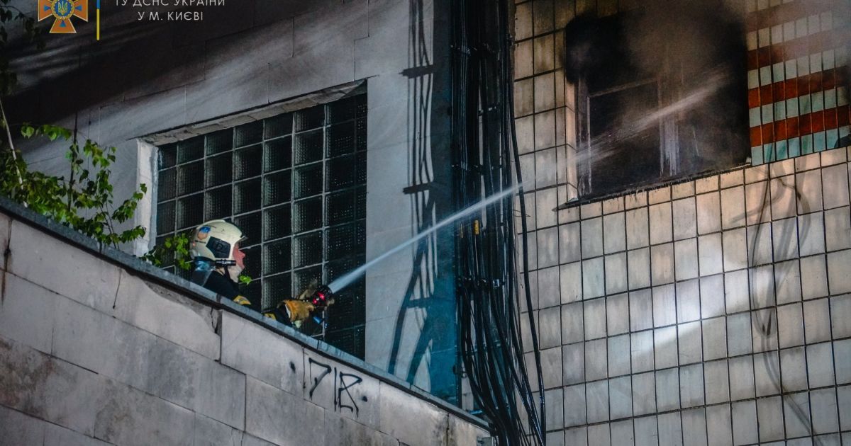 У Києві горів нечинний кінотеатр_1 / © ГУ ГСЧС в Киеве