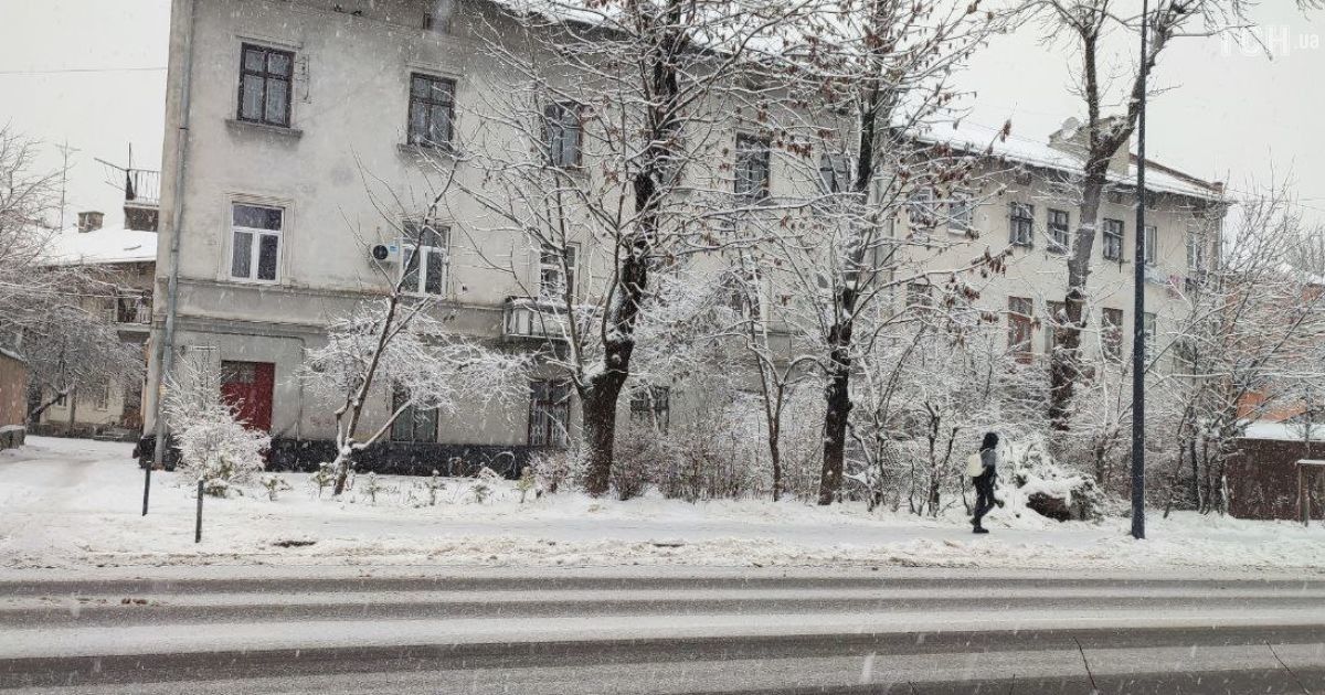 Снег и гололедица, в горах опасность схода лавин: во Львовской области объявили штормовое предупреждение
