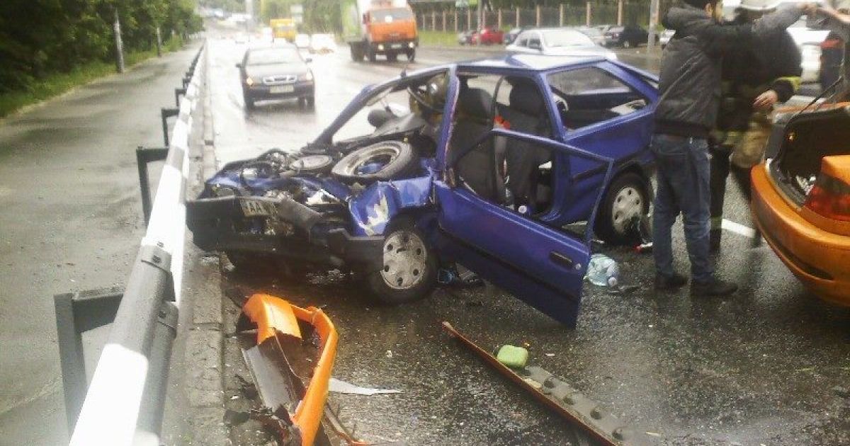 В Киеве утром произошло ужасное ДТП