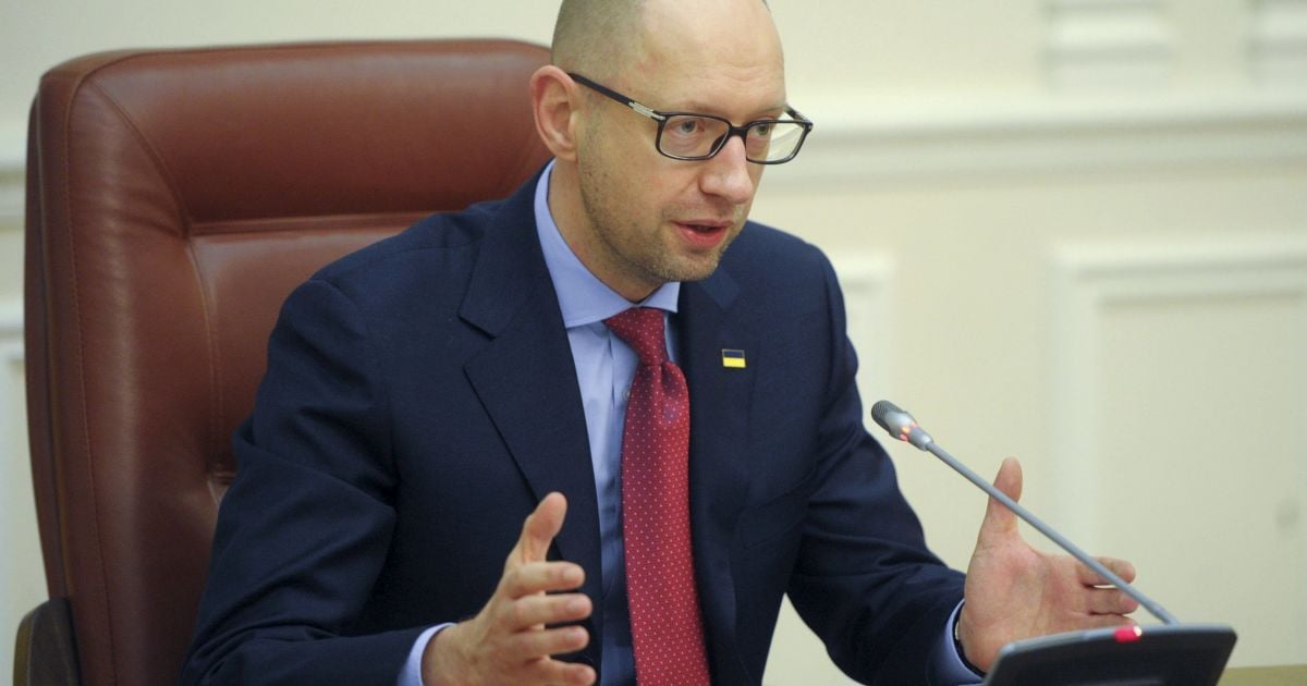 Яценюк сообщил, что Кабинет министров начал служебное расследование относительно тендера