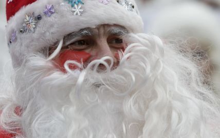 Бросался видеомагнитофоном и разгуливал в маске Деда Мороза: что известно о напавшем на чернокожих студентов в Луцке