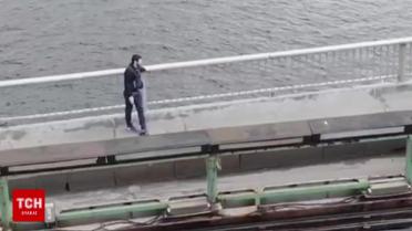 "Минера" моста в Киеве сняли с квадрокоптера