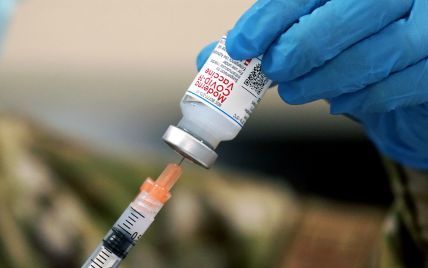 Италия не может получить новую партию вакцины от коронавируса из-за непогоды