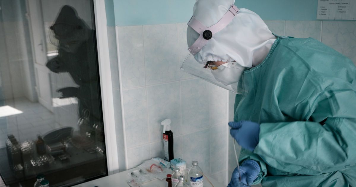 Ще вісім десятків вилікуваних: у Рівненській області розповіли про ситуацію з коронавірусом