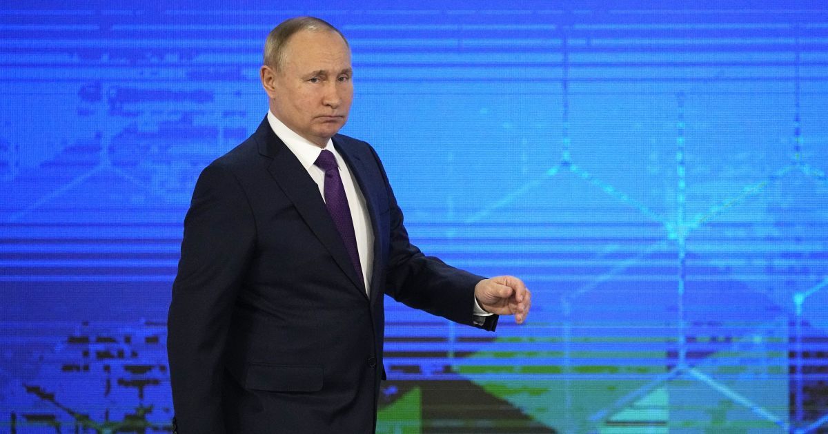 Путін заявив про "майданні технології" в Казахстані