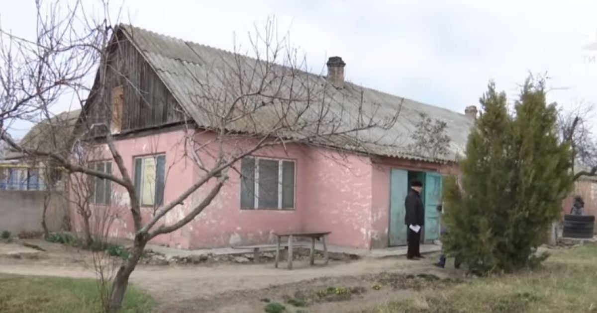На Херсонщині виборчу дільницю на 1700 осіб розмістили у ветклініці, де лікують велику рогату худобу