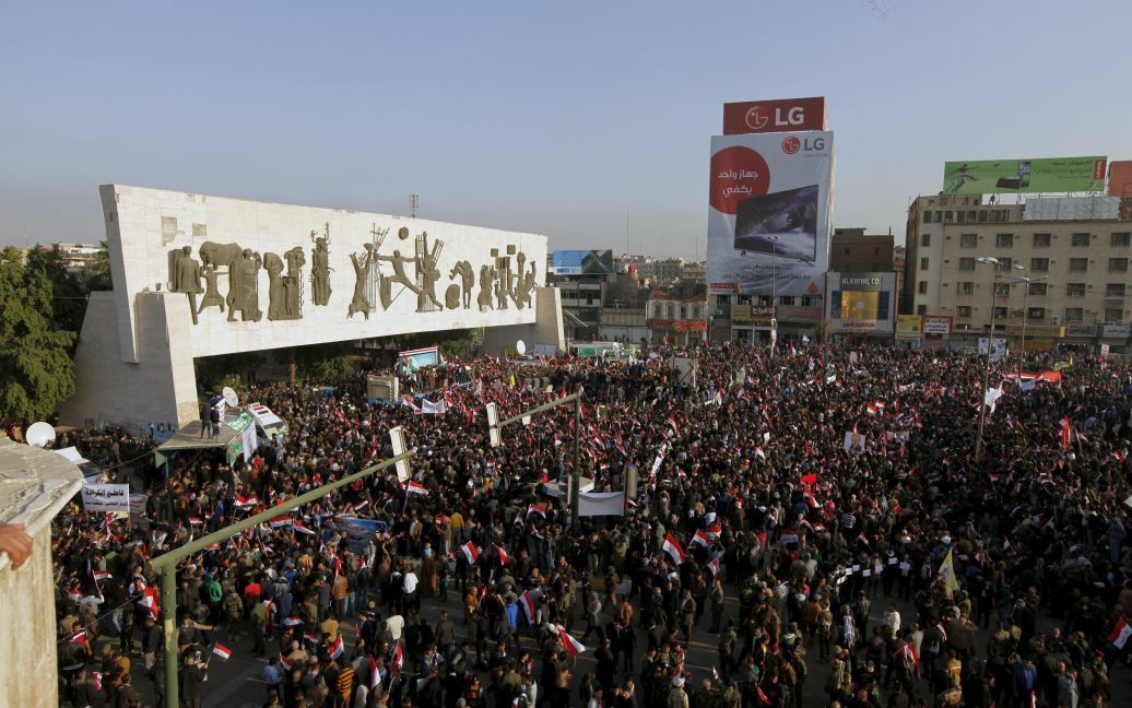 На протест вышли более трех тысяч человек / © Reuters