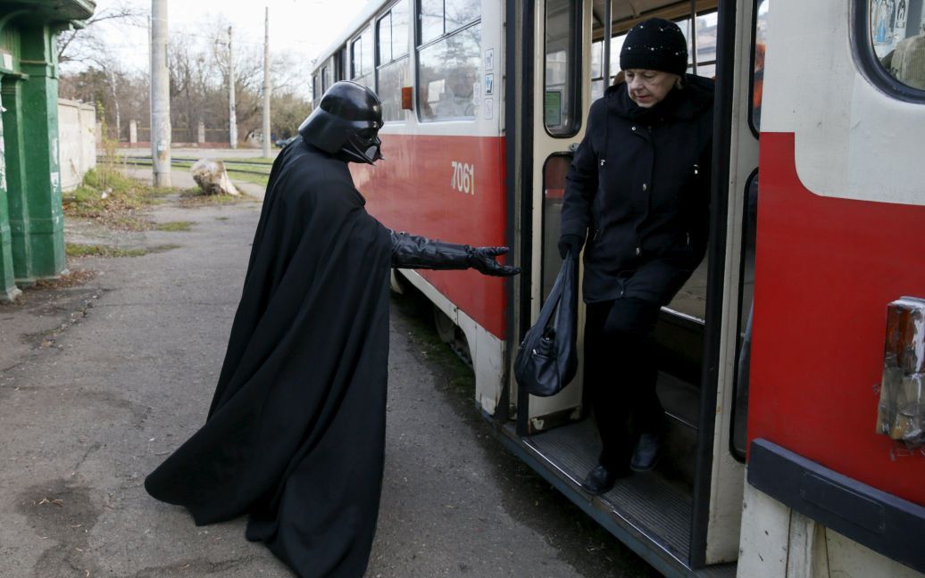 Reuters показав один день із життя одеського Дарта Вейдера / © Reuters