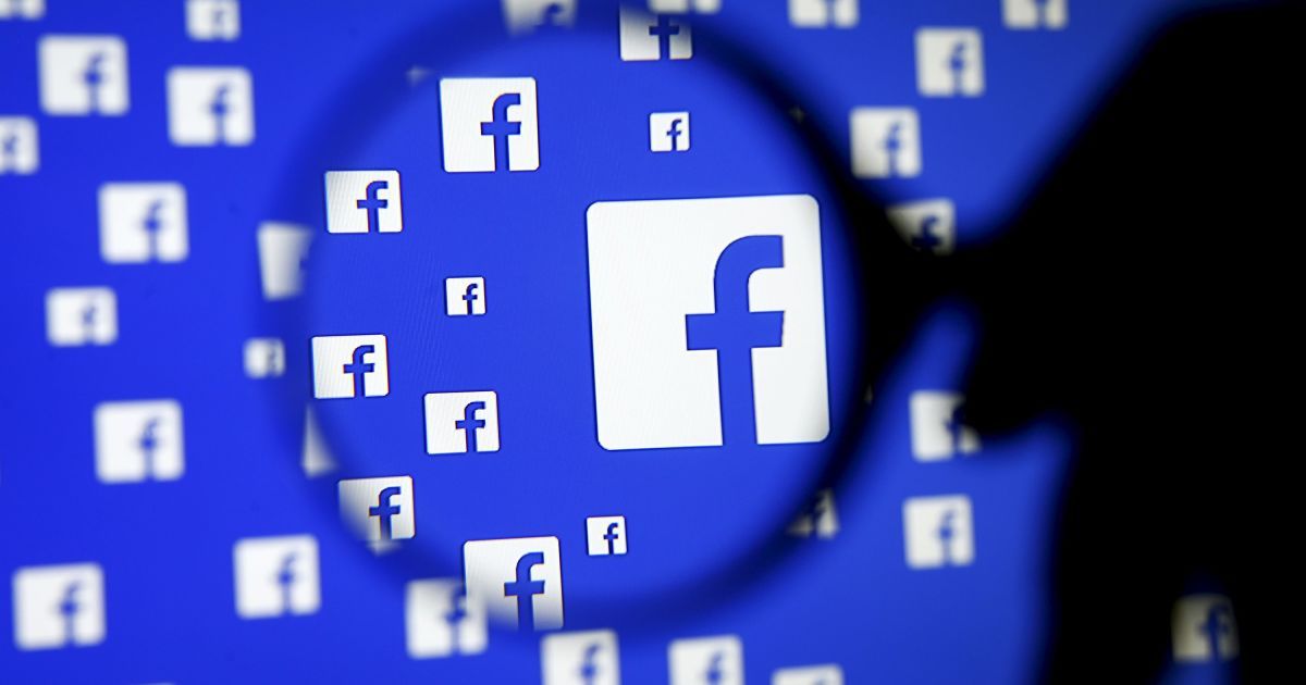 Количество активных пользователей ее социальной сети возросло за год на 14%.